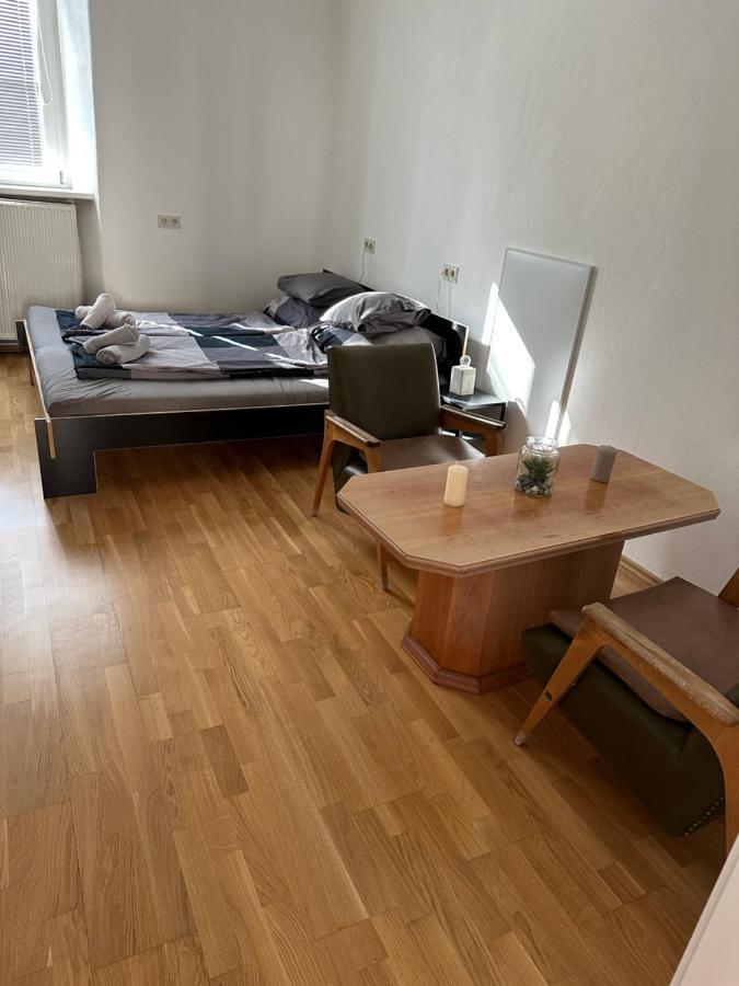 Central Plaza Mini Apartment 1 Bruck an der Leitha Εξωτερικό φωτογραφία